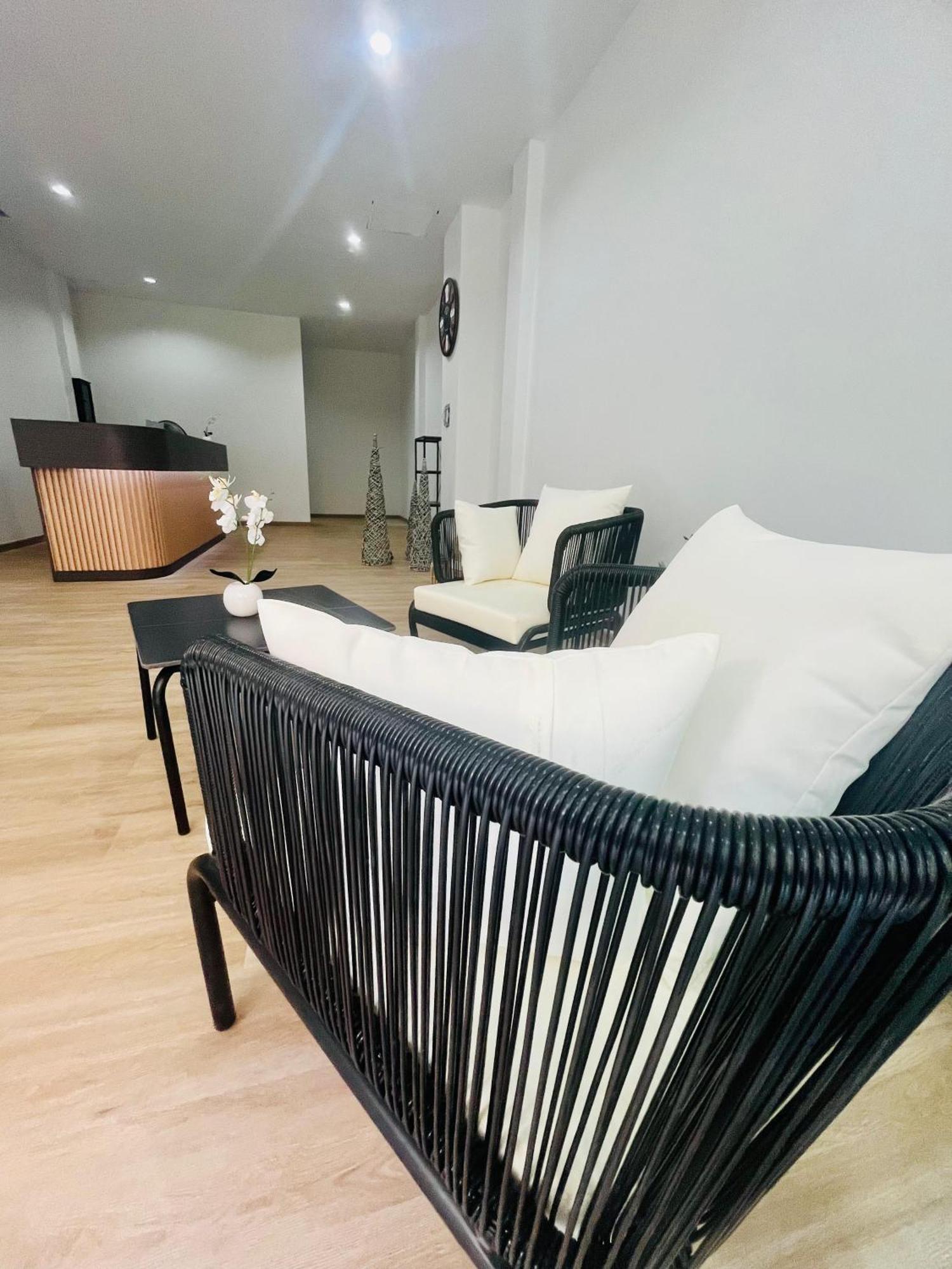 28 Boutique Hotel Patong ภายนอก รูปภาพ