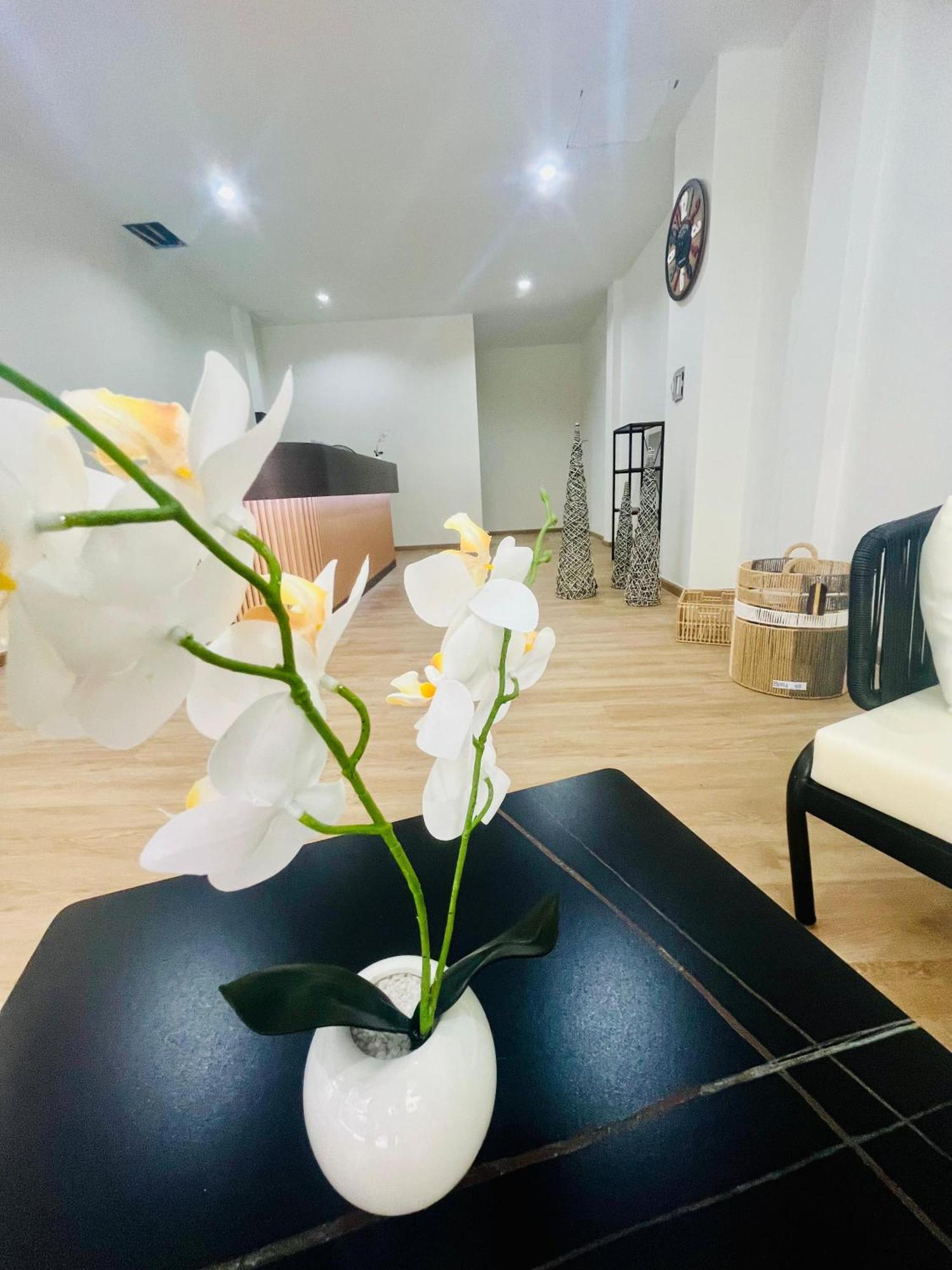 28 Boutique Hotel Patong ภายนอก รูปภาพ