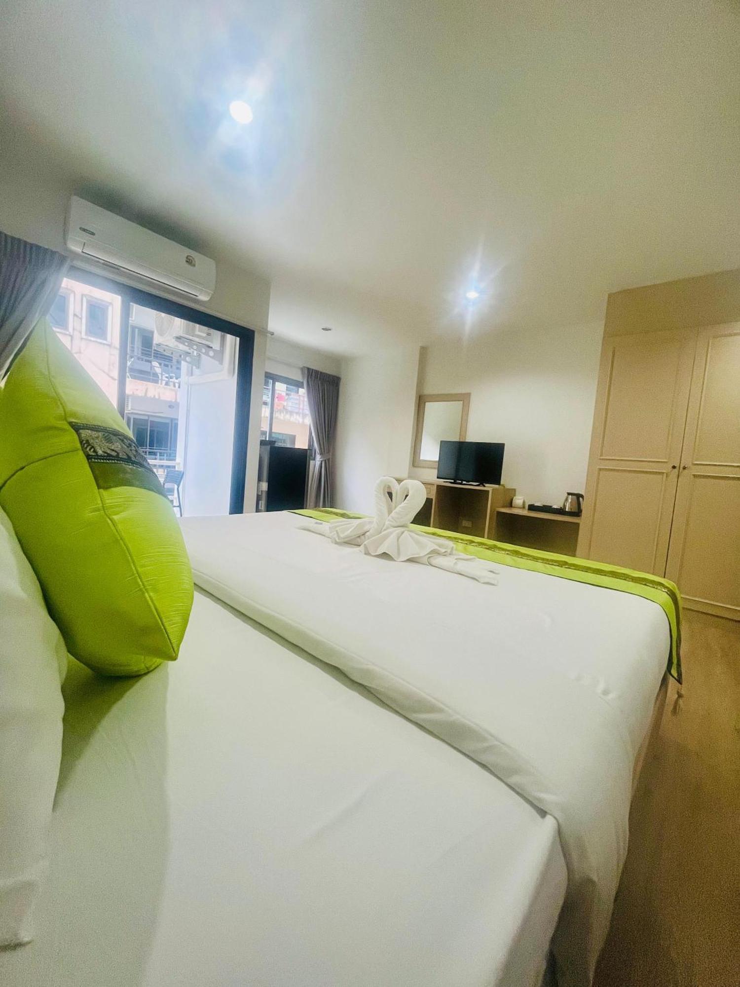 28 Boutique Hotel Patong ภายนอก รูปภาพ