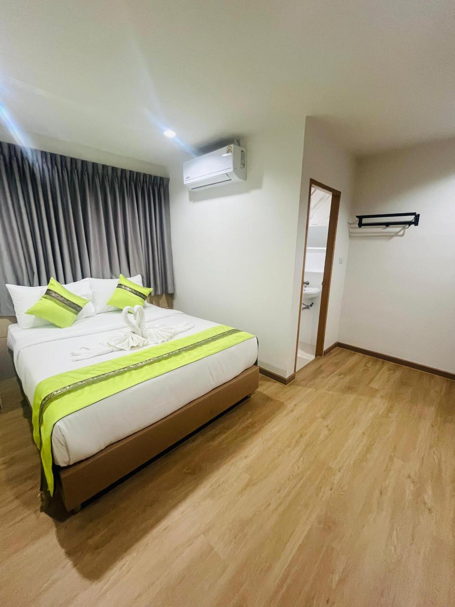 28 Boutique Hotel Patong ภายนอก รูปภาพ
